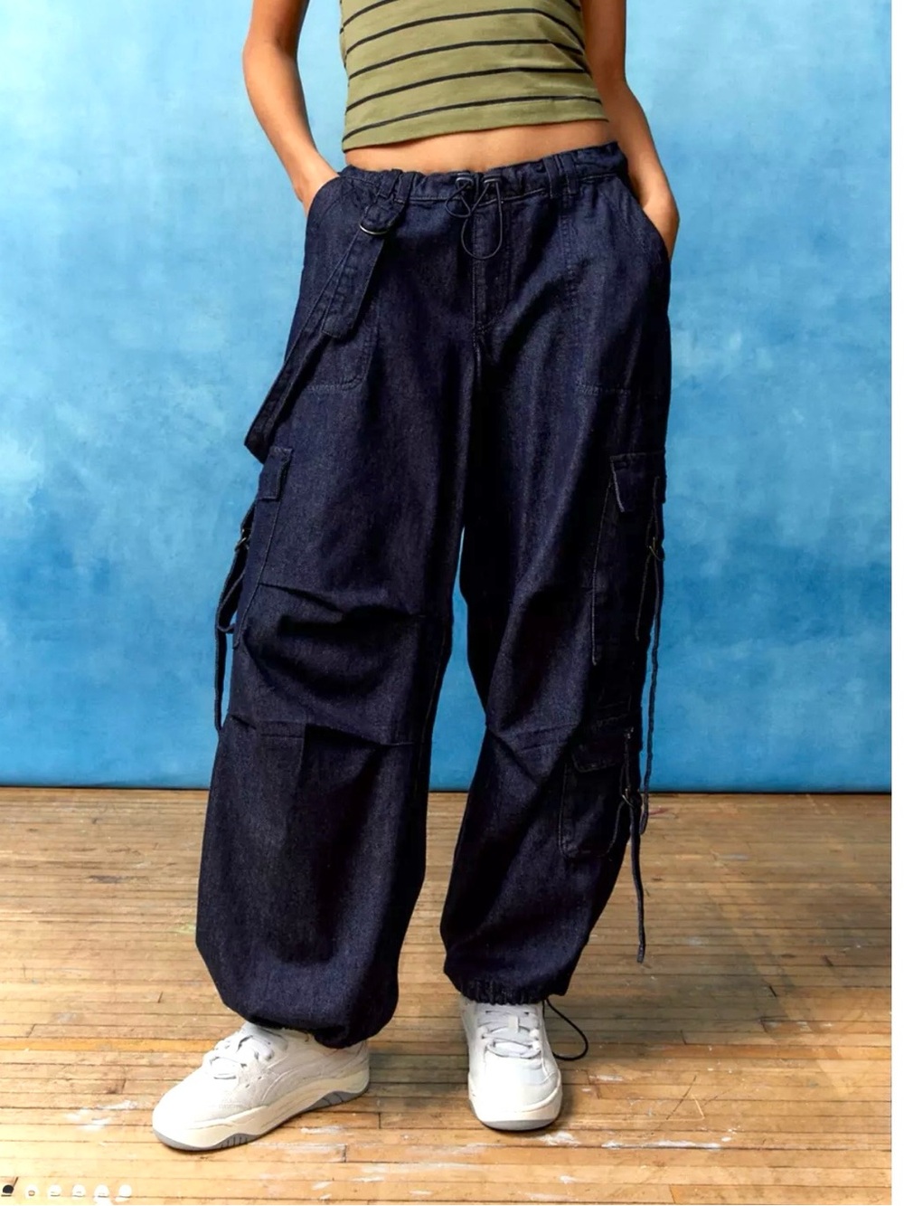 Urban Outfitters BDG Wide Leg Dark Blue Cargo Denim Jeans Pants